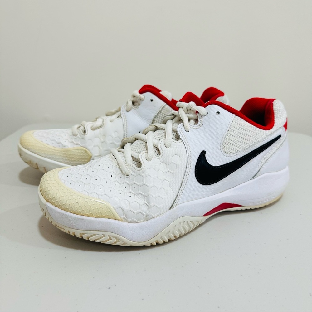 Nike Air Zoom Resistance Mens‎ 9 White Black Red Tennis Shoes Sneakers Athletic